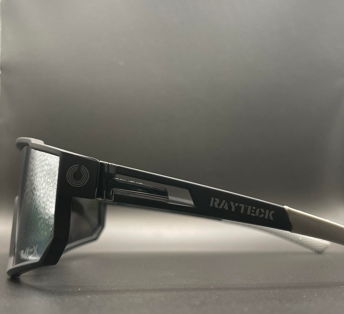 Lunette de soleil Rayteck One - Gris
